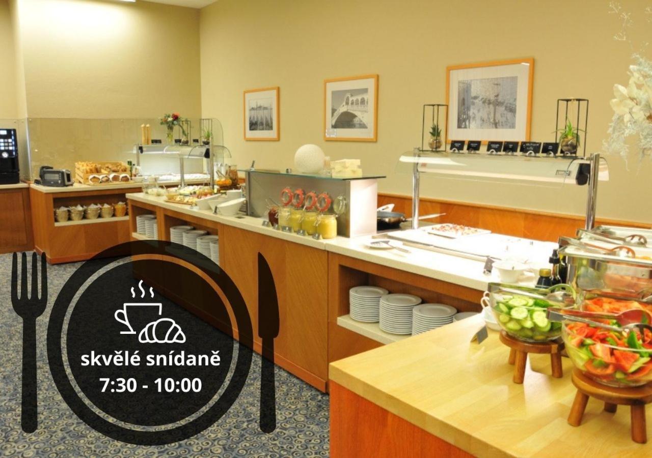 Alexandria Spa & Wellness Hotel Luhačovice Buitenkant foto