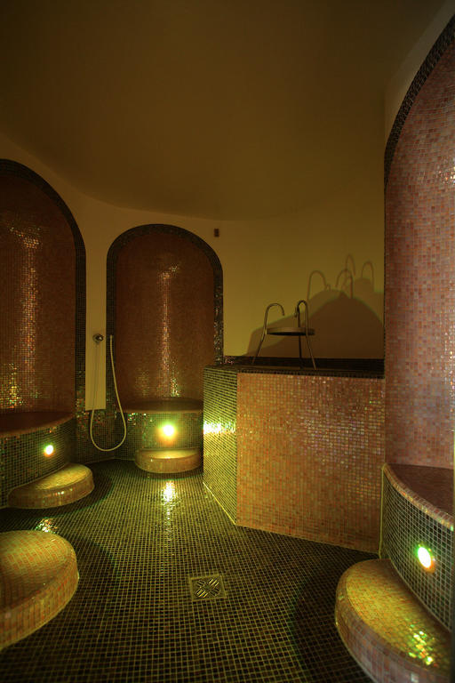 Alexandria Spa & Wellness Hotel Luhačovice Buitenkant foto