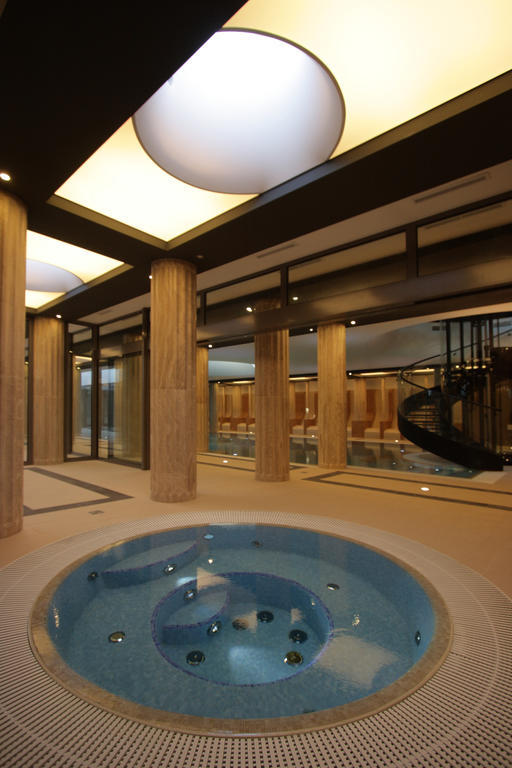 Alexandria Spa & Wellness Hotel Luhačovice Buitenkant foto
