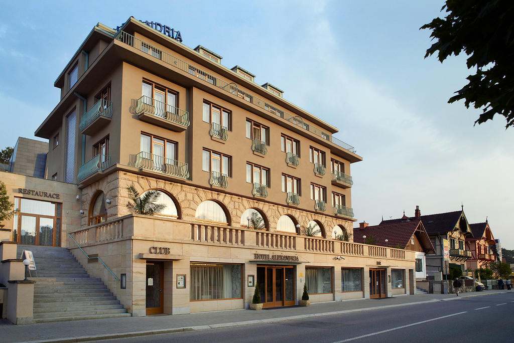 Alexandria Spa & Wellness Hotel Luhačovice Buitenkant foto